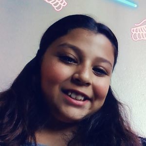 Meet your Posher, Elyse